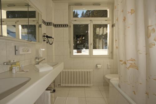 Esplanade Swiss Quality Hotel 다보스 객실 사진
